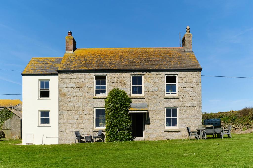 Higher Roskestal, Penzance