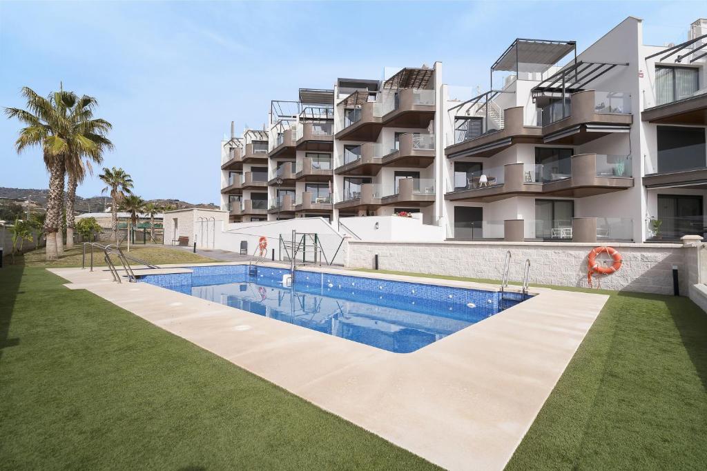 2Bedroom 2Bathroom newly Flat 1 min from the beach - 4