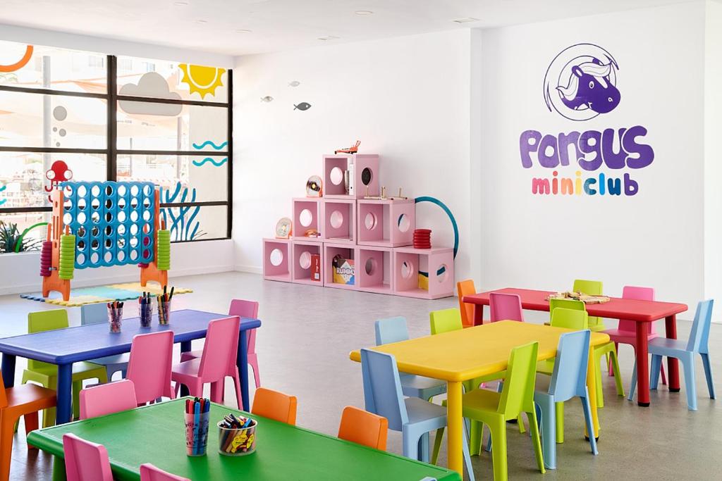 FERGUS Club Mallorca Waterpark — Attractions for children in Magaluf, Balearic Islands