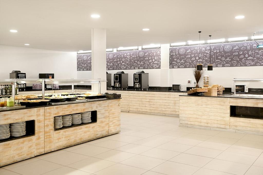 FERGUS Club Mallorca Waterpark — Restaurant & bars in Magaluf, Balearic Islands