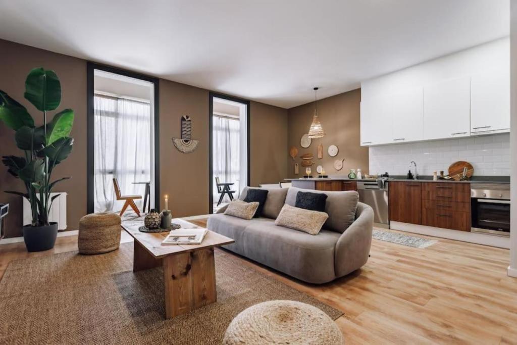 Luiza - 3 bedroom in Eixample Dreta, Barcelona