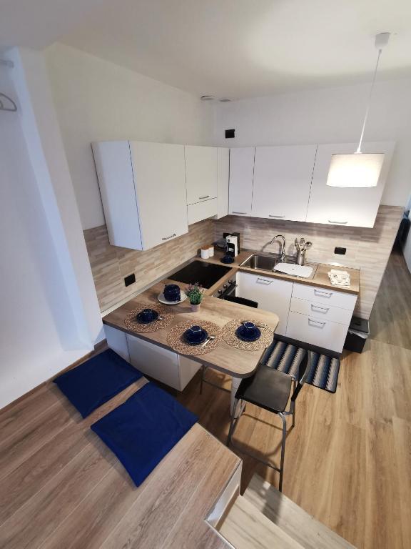 Ai PESCI BLUE FLAT - 2