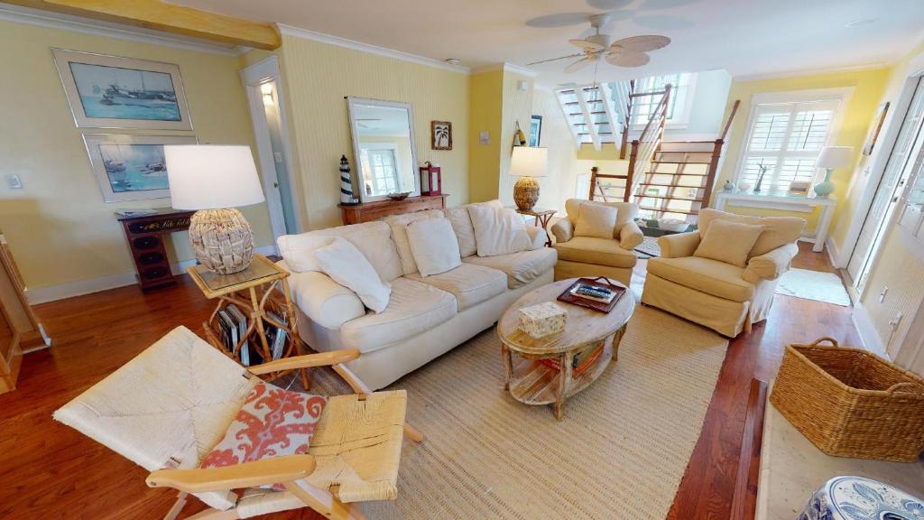 Thirst N Howl by Tybee Vacation Rentals, Tybee Island