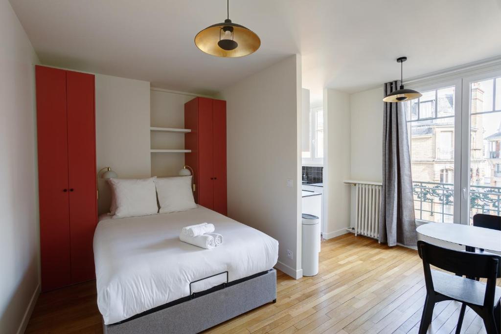 The Paris 15 Place - 2