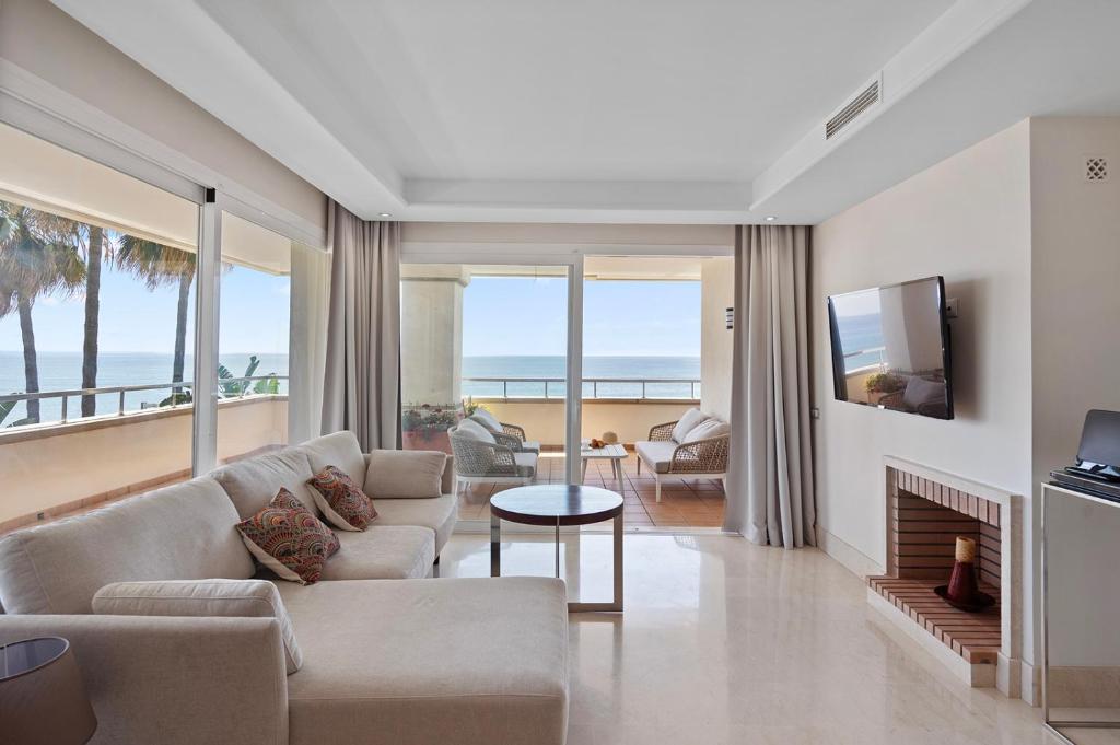 Front line beach luxury apartment in Heaven Beach - 4