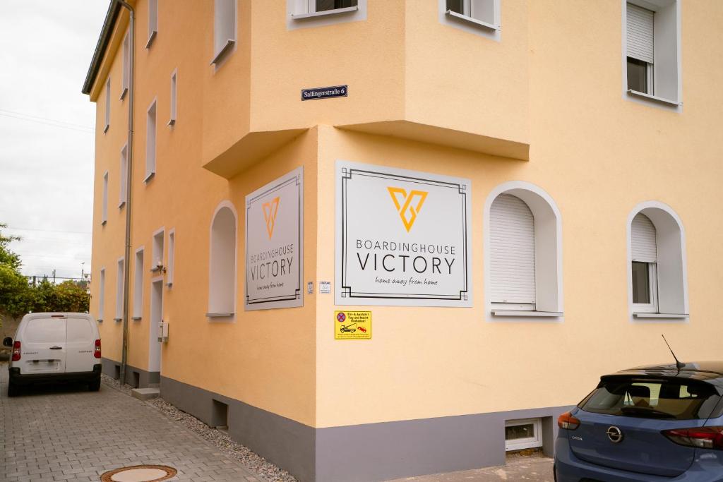 Boardinghouse Victory - 2
