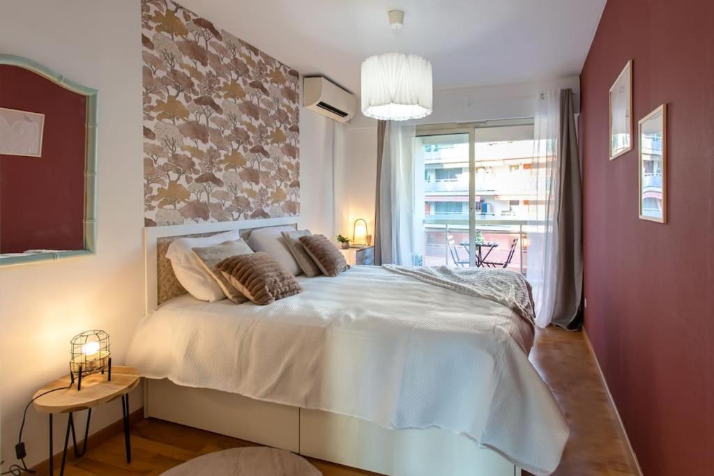 A10 Staywizus -1 BDR Heart of Juan les Pins 5 min Sea - AC & Balconies - 3