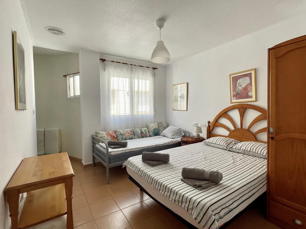 Family stay house with pool - 4