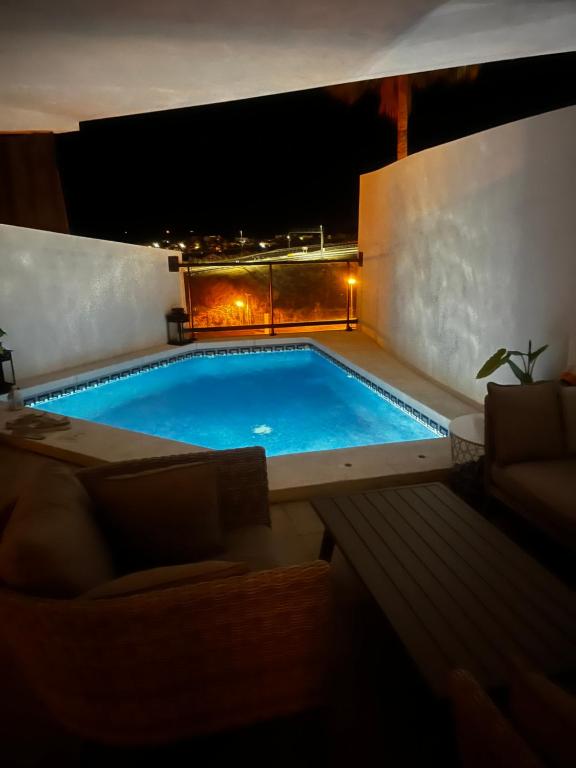 Hollywood POOL luxury - 5