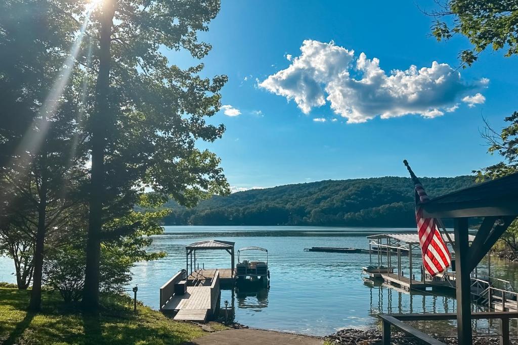 Sunset Cove, Maynardville