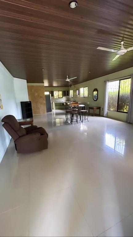 Casa Ocelotes, Uvita