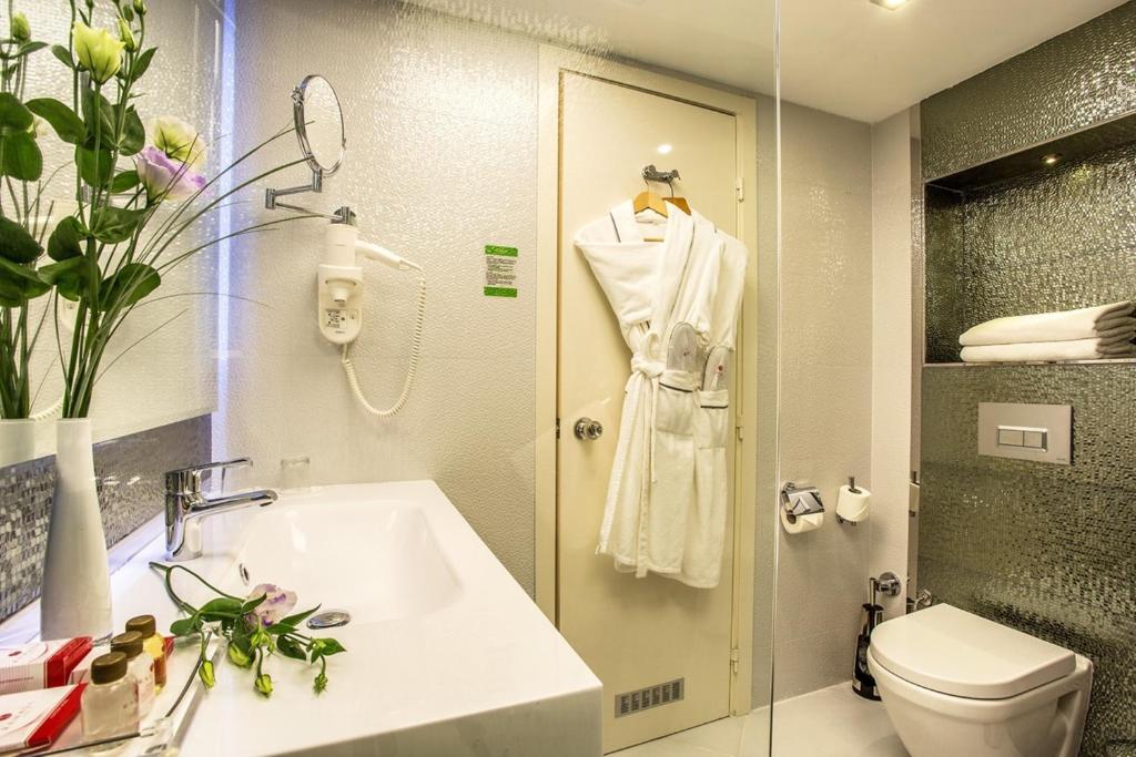 Sofia Ramada by Wyndham Sofia City Center Additional