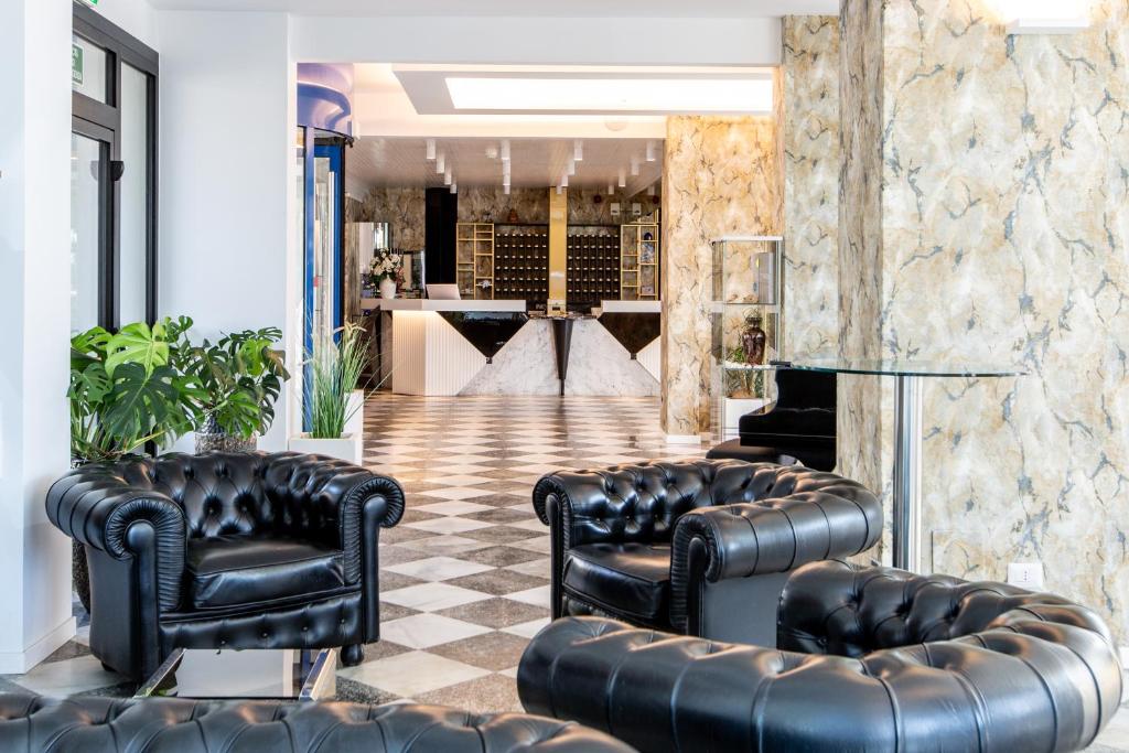 Hotel Baltic Riccione-Fronte Mare - 4