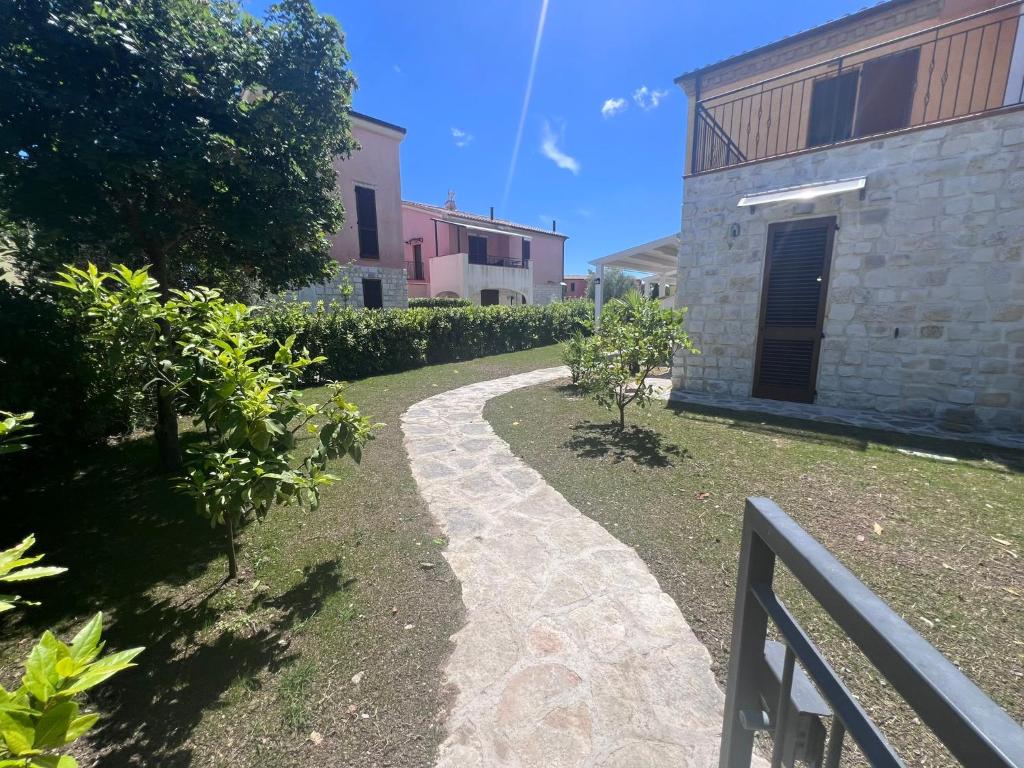 Casa Antia, nuovo bilocale con giardino in Residence con piscina - 3