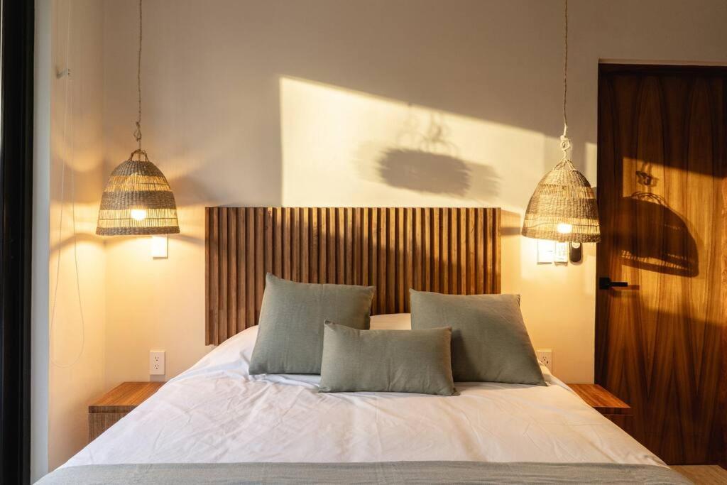 Private Pool & Terrace - Sleeps 4 Near the Beach - B104 - 3