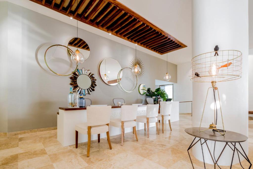 Villa Premiere Boutique Hotel & Romantic Getaway - Adults Only - 3