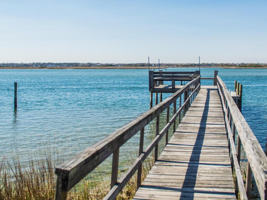 Dock Holliday, Surf City