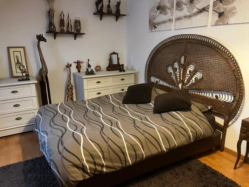 Corbel, Chatenay-Malabry