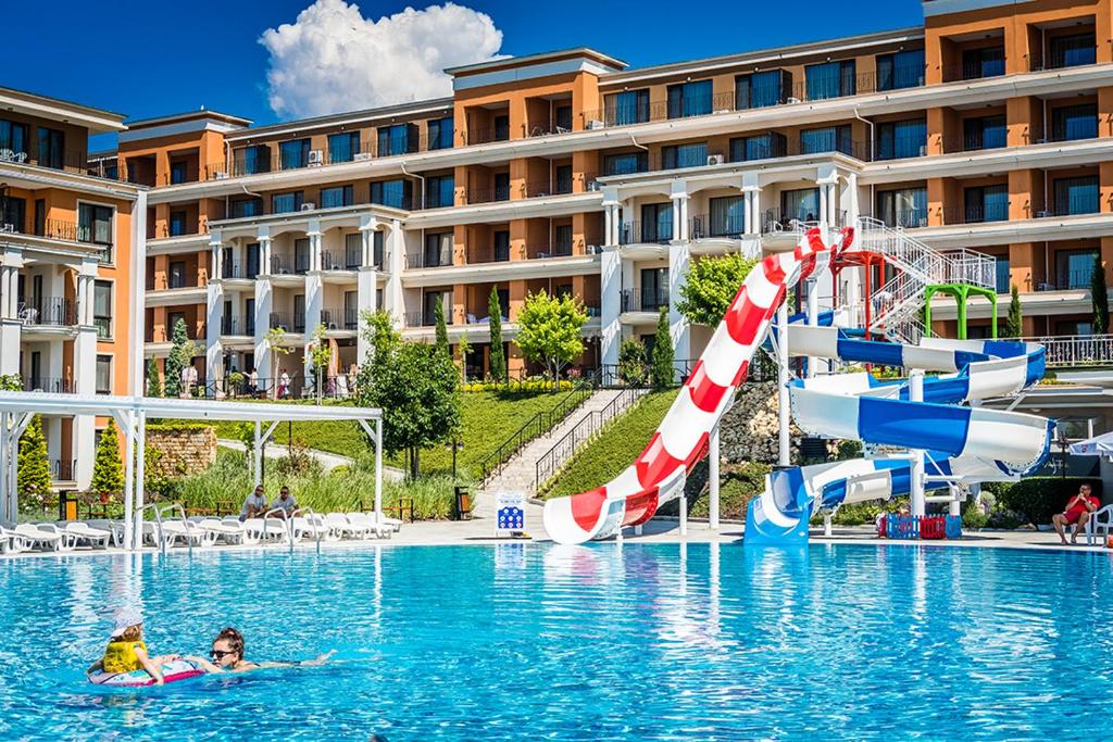 Private Apartment in PREMIER FORT Beach Aparthotel, Sveti Vlas