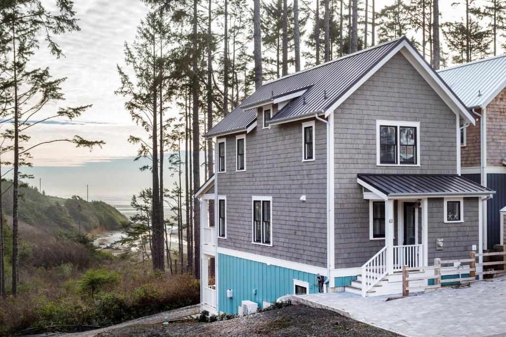 A Wave from It All by Seabrook Hospitality, Pacific Beach