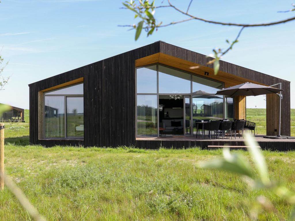 Cottage in Wissenkerke near Nature Reserve, Wissenkerke