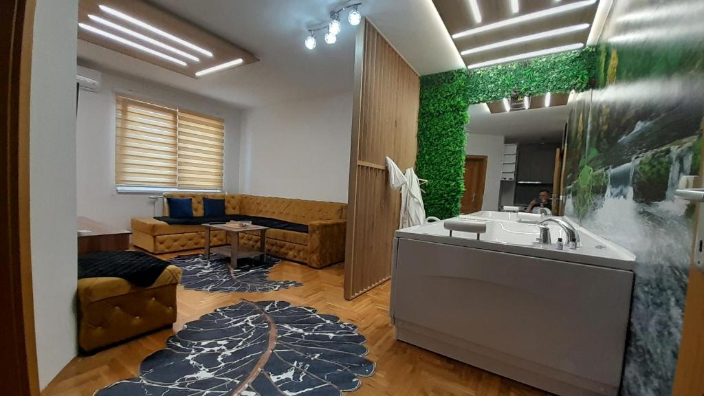 JACUZZI for RELAX - HOLLYWOOD Apartment, STUP, Sarajevo