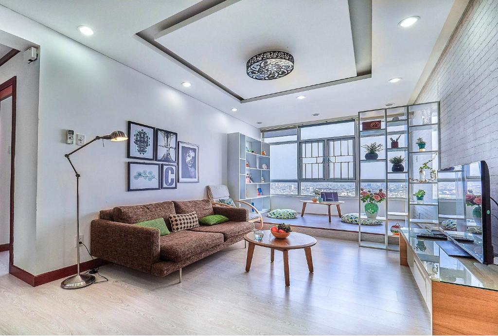 ZORO HOME Deluxe Stunning-View Condominium Danang Center