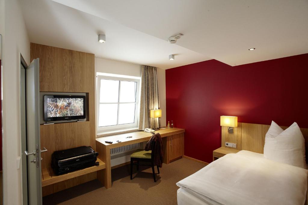 Hotel Falken photo