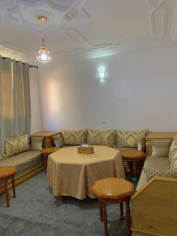 Cozy, Family-Friendly Apartment near Medina & Beach, As-Sawíra