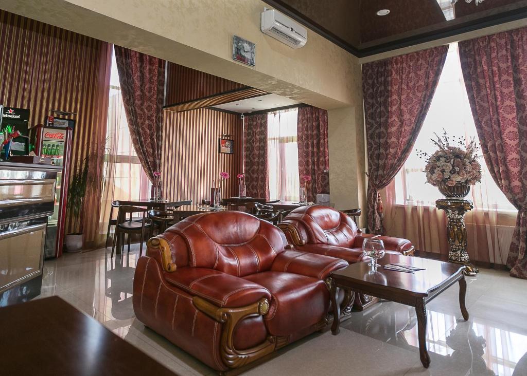 Golden Hotel 전경