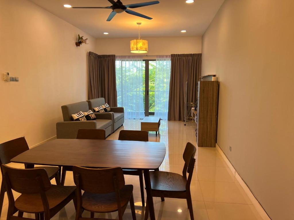 Star Express Suite 3, Kota Kinabalu