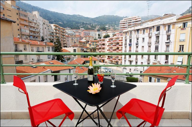 Sunlight Properties - Bugatti - Beausoleil, France 1 Bedroom, stunning holiday rental apartment with balcony - 4