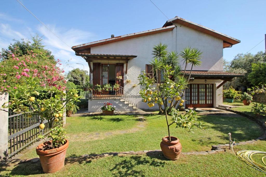 Casa Pero, Montignoso