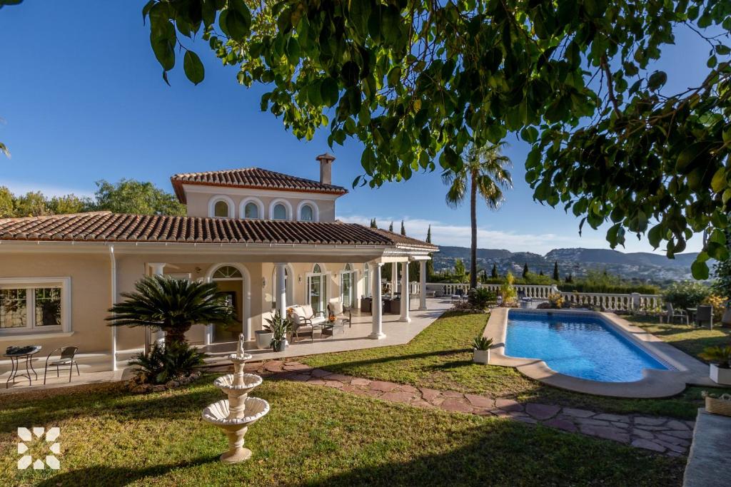 Villa Marcela by Abahana Villas - 1