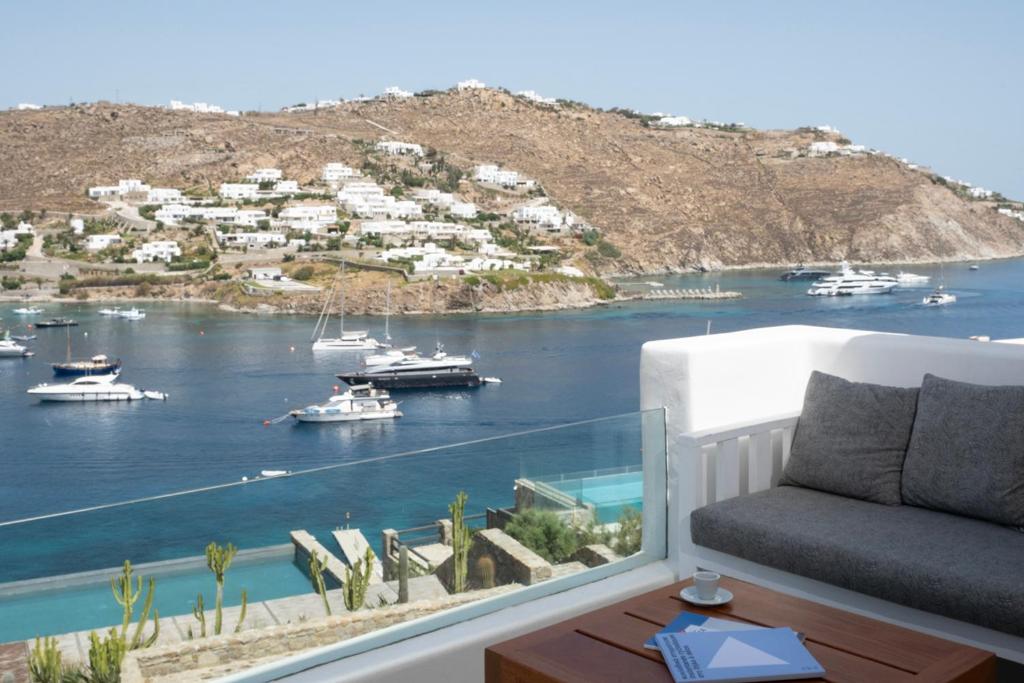 Ornos Vibes 2, Ornos