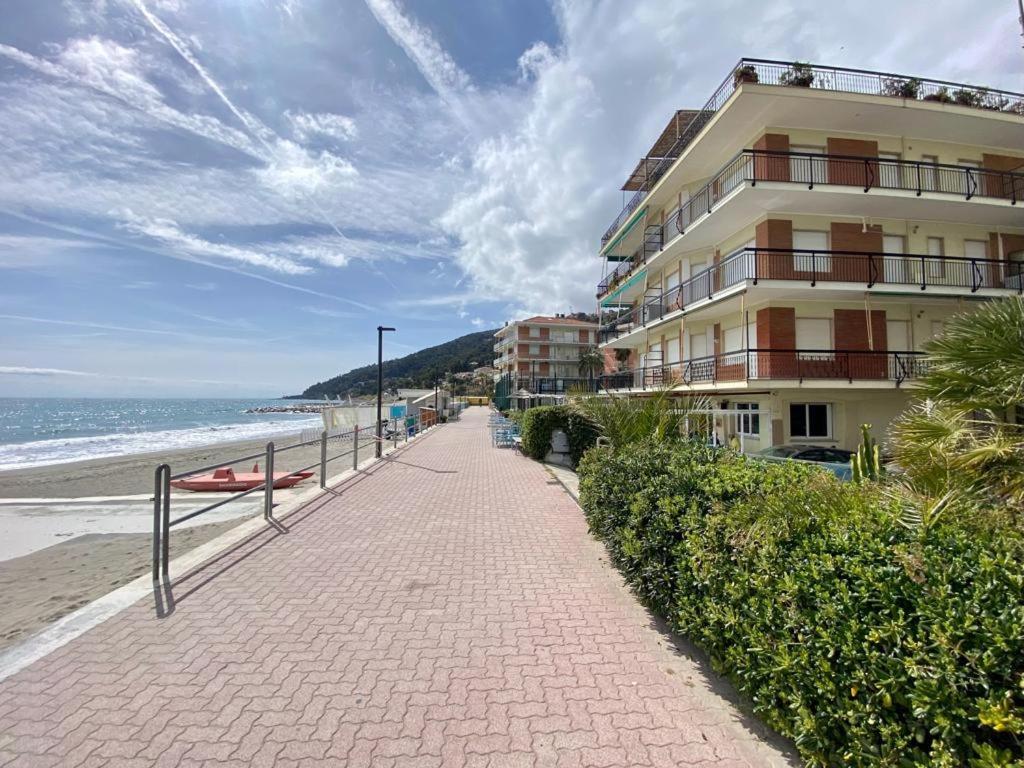 Appartamento sul Lungomare by Tempovacanza - 3