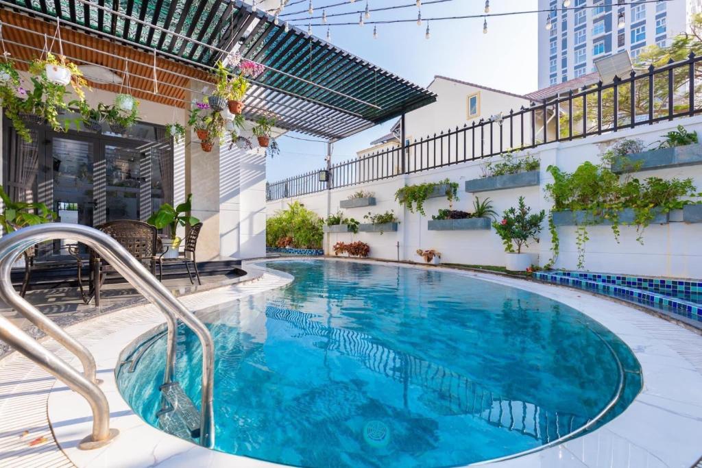 Villa Kim Ngân 9 &#8211; Bida &#8211; Karaoke &#8211; Đi Bộ Ra Biển