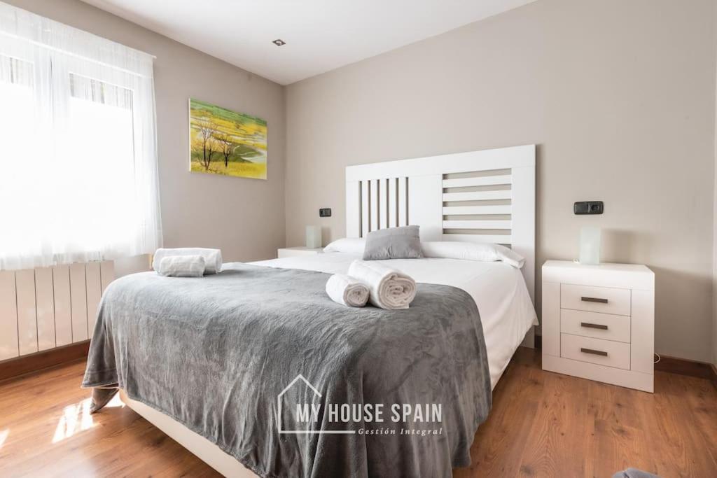 MyHouseSpain - Piso en Cimadevilla junto al mar, Gijón