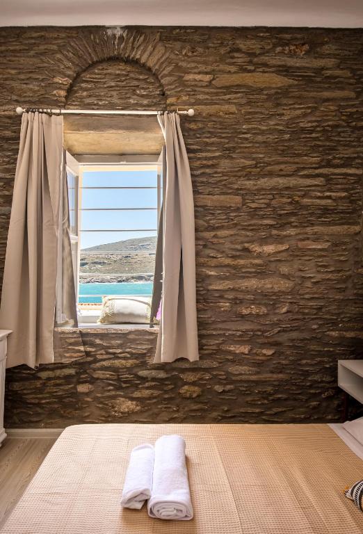 Athena's Archontiko Master Floor, Andros