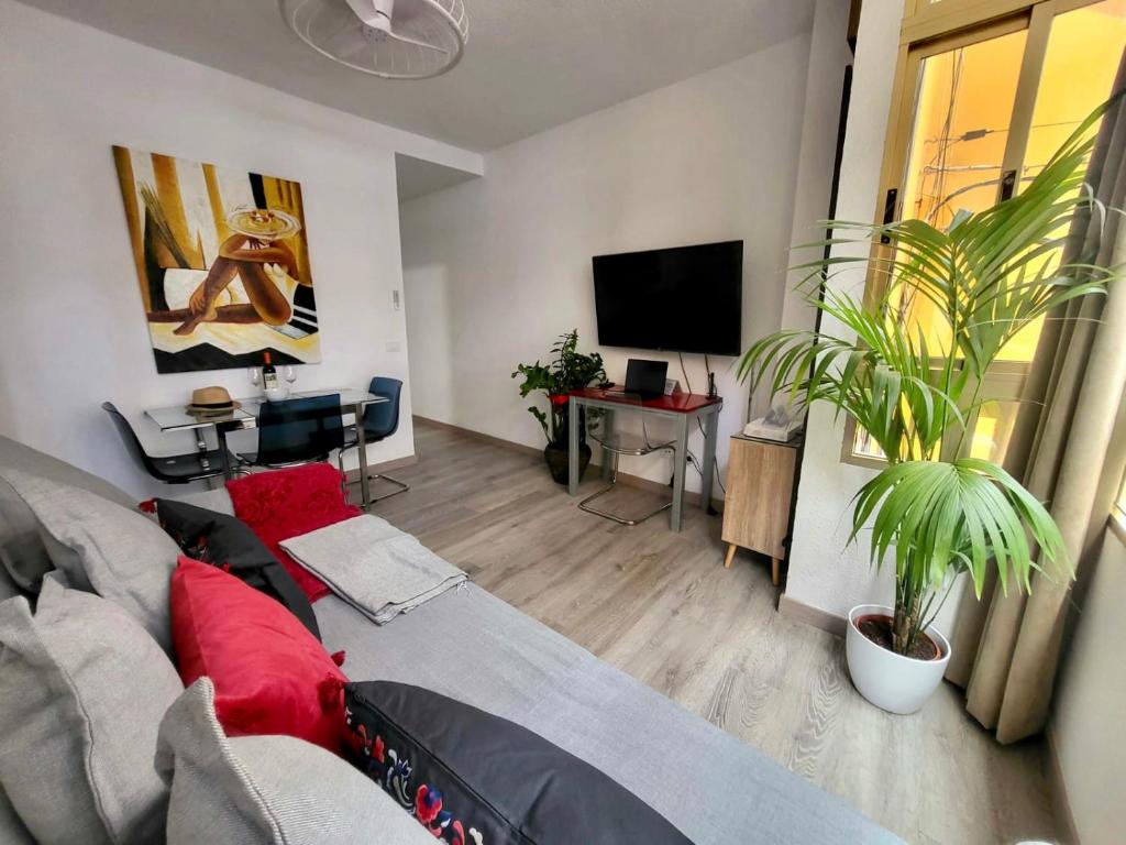 2 Bedrooms Flat 50 mts away from Las Canteras beach - 4