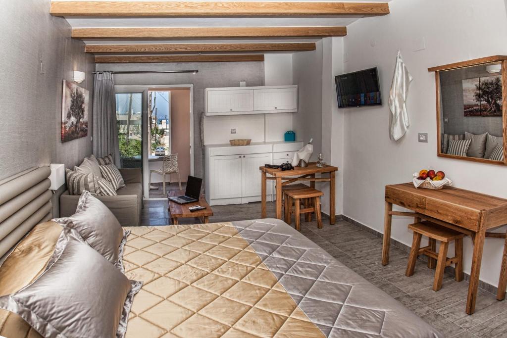 Omiros Boutique Hotel (Adults Only) photo