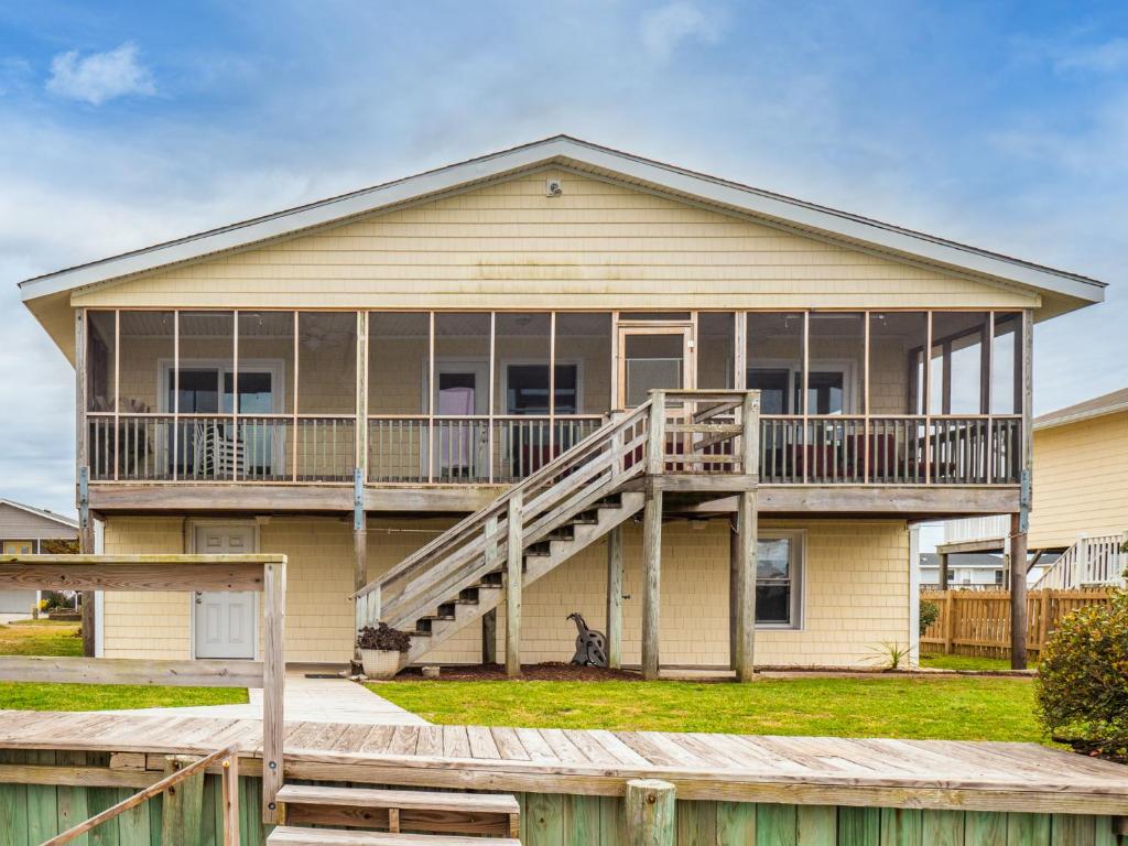 Lindy B, Topsail Beach