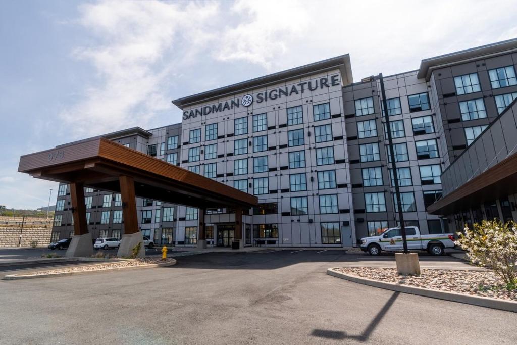 Sandman Signature Dartmouth Hotel & Suites, Halifax