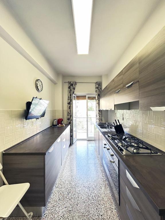 Prella House Roma 50 mt da Metro B Jonio - 4