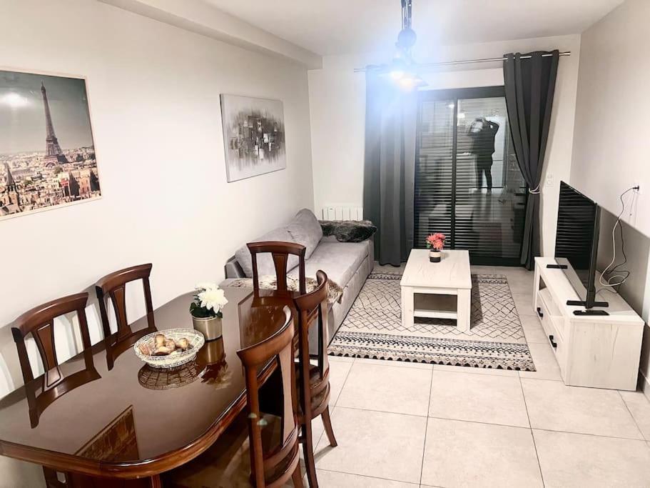 appartment 15 min from paris, Drancy