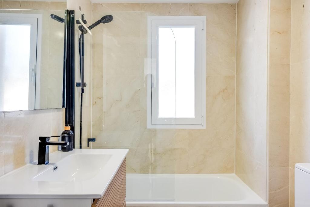 Ultimate Rentals - Heerlijk Appartement Op Loopafstand Van Het Strand - Gezamenlijk Zwembad - 4