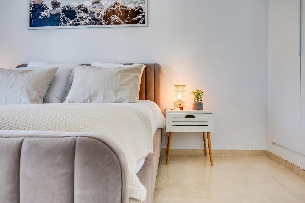 Ultimate Rentals - Heerlijk Appartement Op Loopafstand Van Het Strand - Gezamenlijk Zwembad - 2
