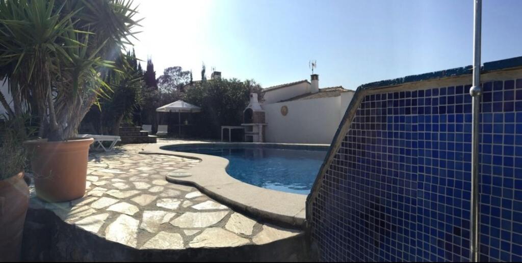 Detached Villa with Private Pool - 5