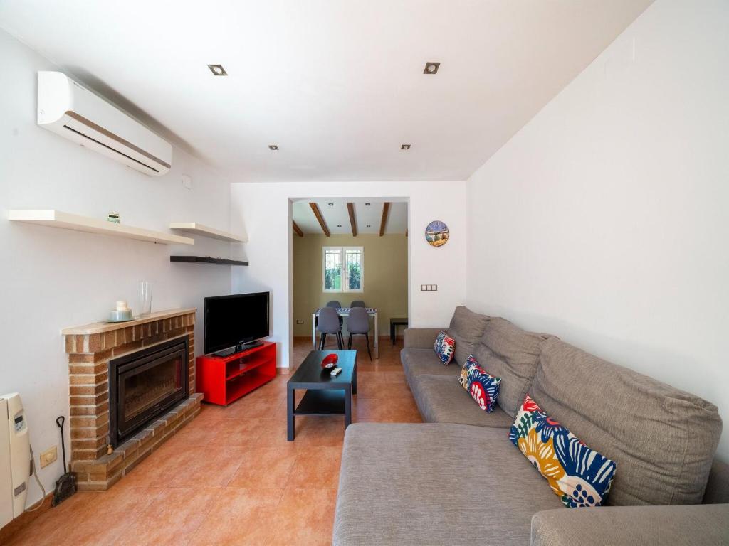 Holiday Home in Denia with Pool & Garden - 2