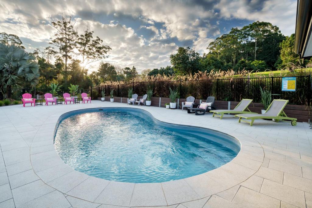 Grove Hinterland Retreat - 15 mins to beach, Kiels Mountain